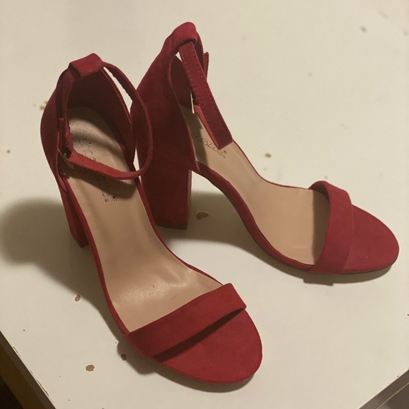 Red Shoedazzle Sandals - Picture 1 of 4